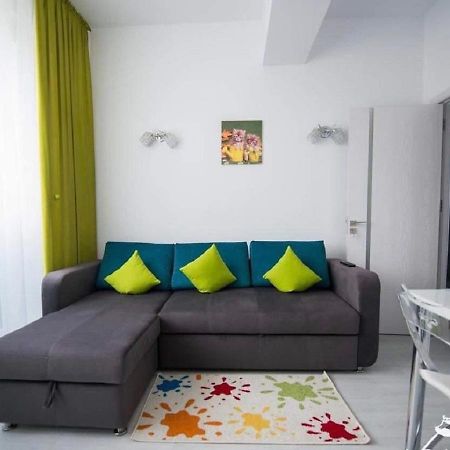 Apartel Joy Navodari Exterior photo